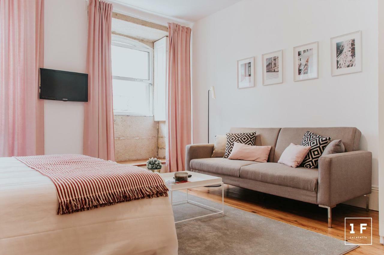 Calacatta Housing ポルト エクステリア 写真
